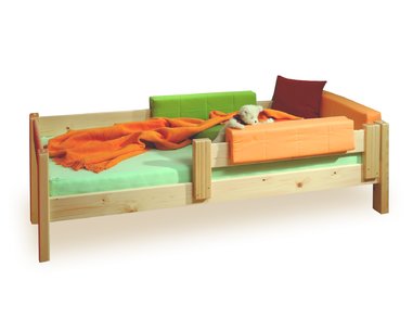 Dětská postel z masivu SENDY 90x200, masiv smrk - pohled č. 1