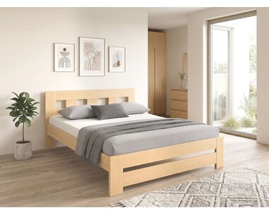Dřevěná postel s roštem Barča, 120x200, masiv buk - pohled č. 2