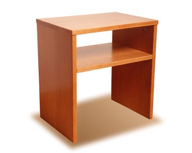 Univerzální noční stolek, masiv buk - pohled č. 1